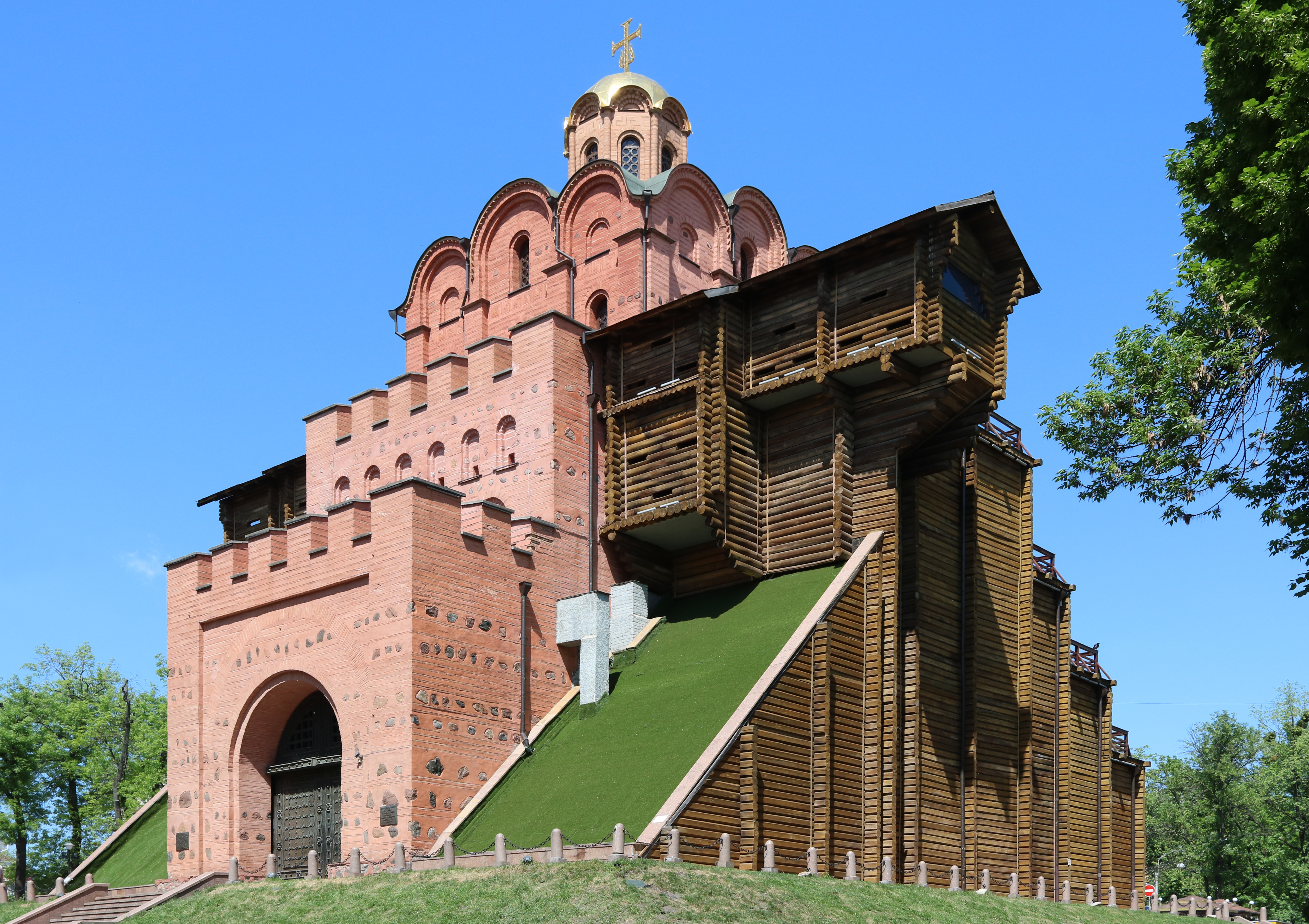 a physical reconstruction of the Great Gate of Kyiv