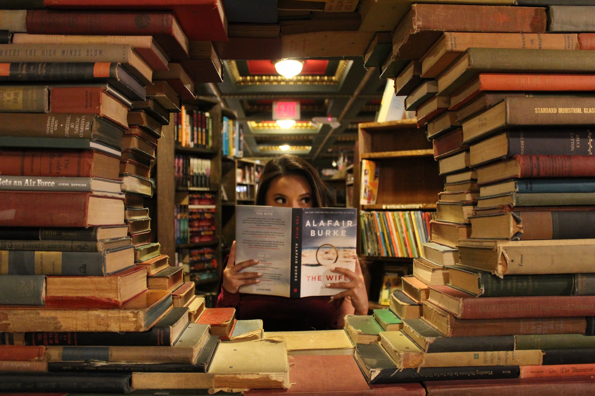 https://www.librarianshipstudies.com/2021/04/as-long-as-they-are-reading.html