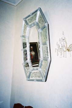 06-Parliament-Senate-mirror