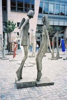 07-Estates-exhibition3