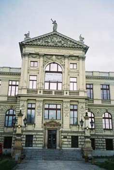 07-PragueCityMuseum1