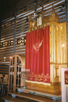 09-Liberec-Synagogue-Torah