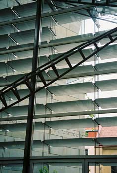 09-LiberecLibrary-window