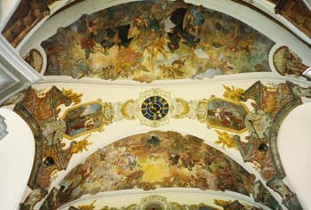11-Brevnov-church-ceiling