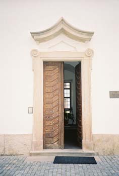 11-Brevnov-door