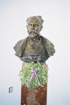 12-Dvorak-bust