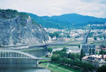 12-UstinadLabem-bridge